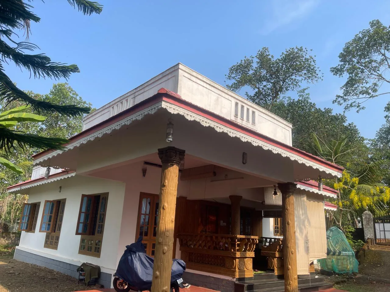 20 cent plot and fully furnished house