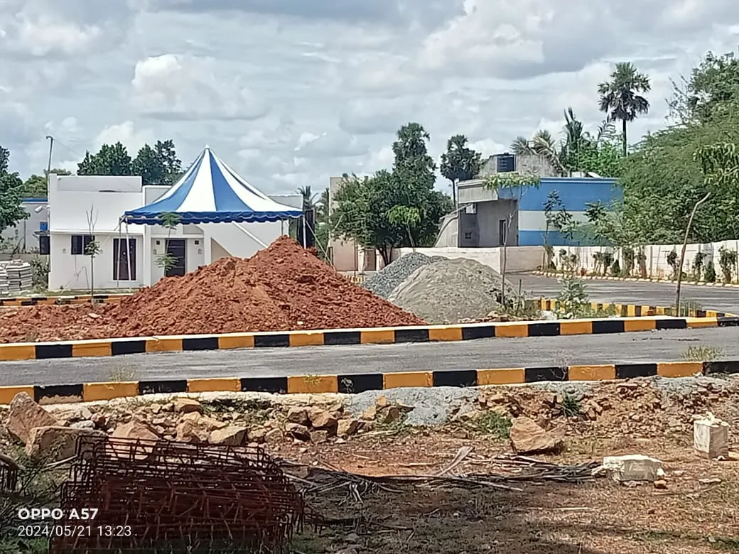 Mahindra world city