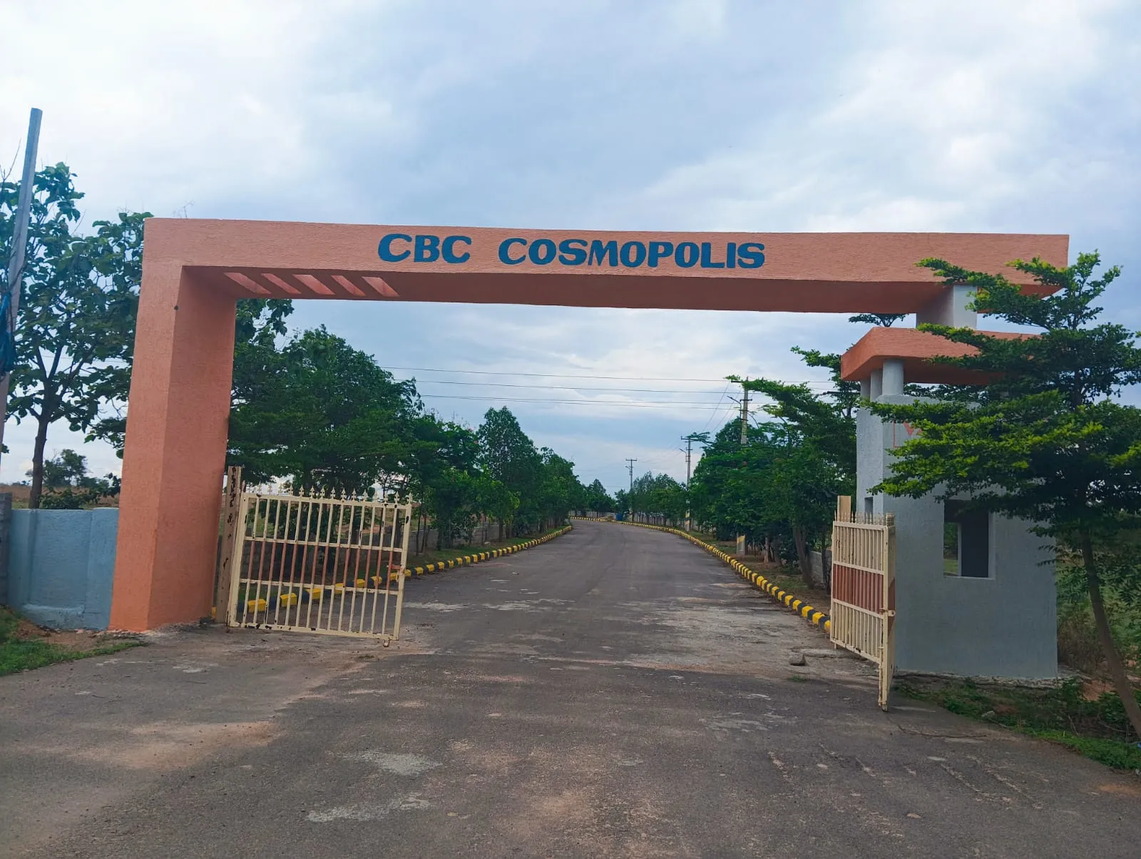 Hmda plots in Mirkhanpet Futrurecity | CBC Cosmopolis 9701498367