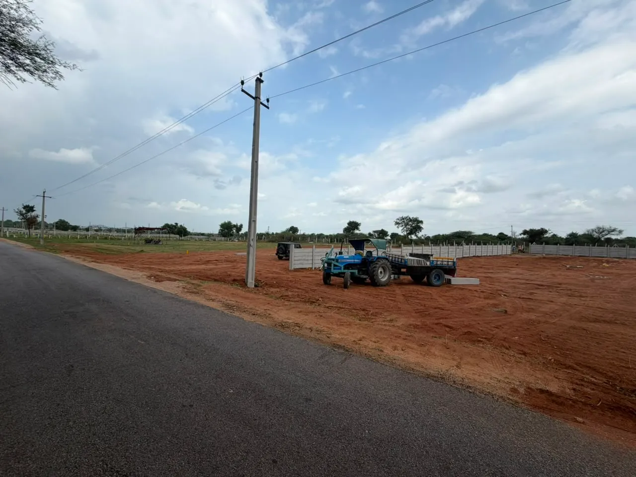 Commercial Plots for sale Mirkhanpet to Nandiwanaparthy road Futurecity 2