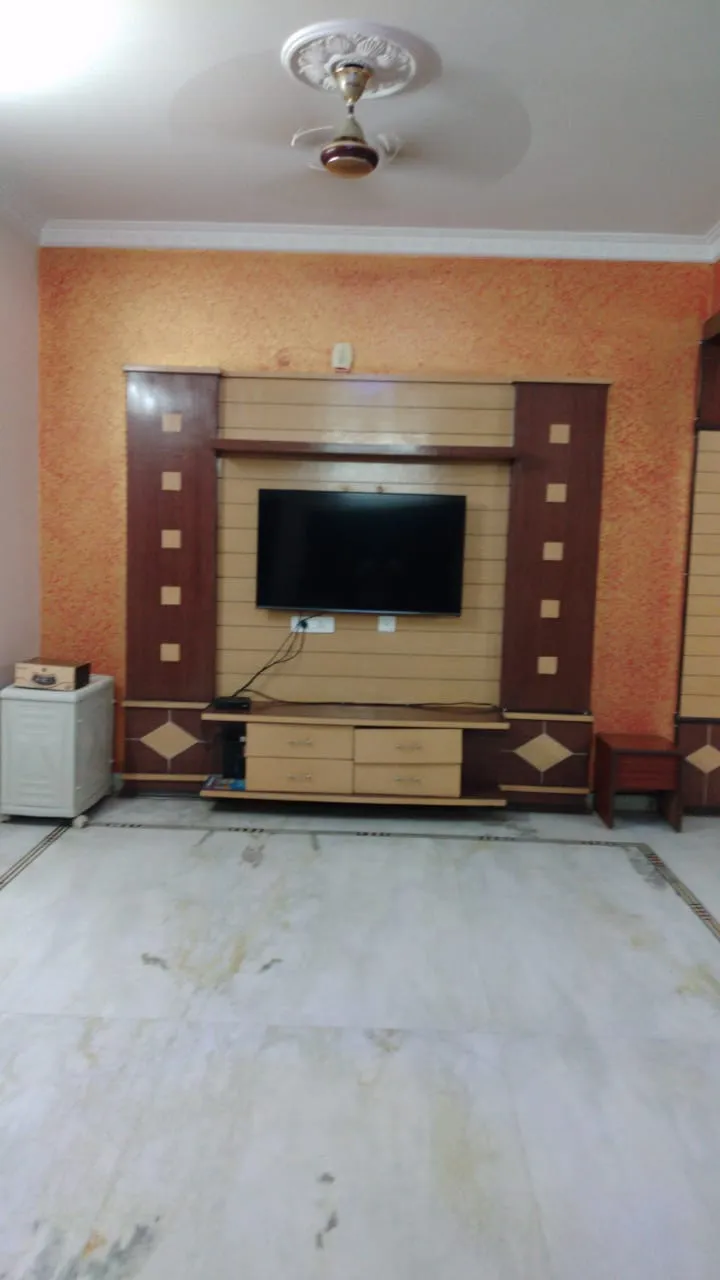 2BHK fully furnished flat in KPHB Colony, Hyderabad 3