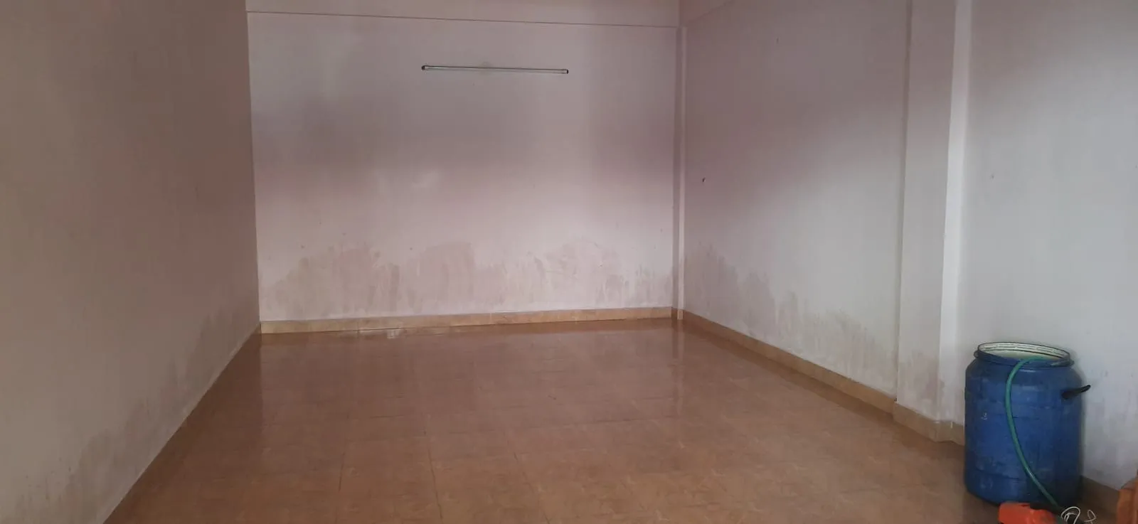 Shop for rent  3