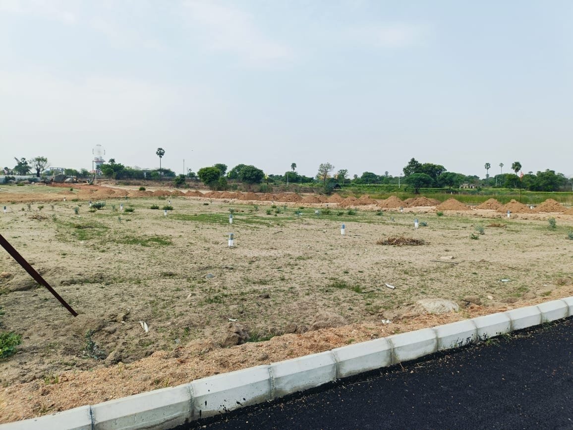 HMDA AND RERA APPROVEDOPEN PLOTS IN ADIBATLA 3